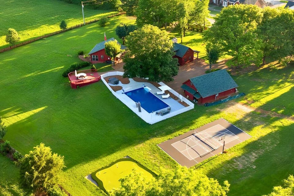 Sport court