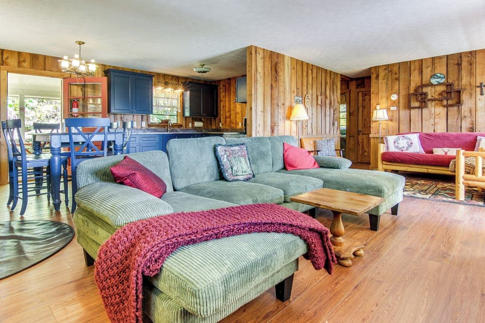 Open Interior | Single-Story Cabin | Newly Renovated