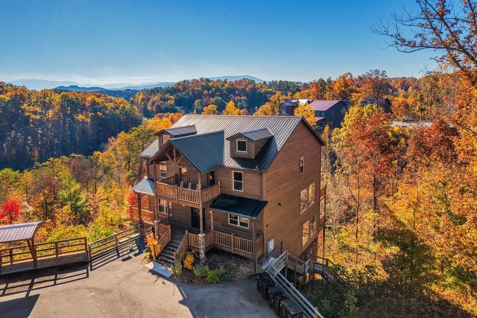 Enjoy the beautiful surroundings and mountain views!