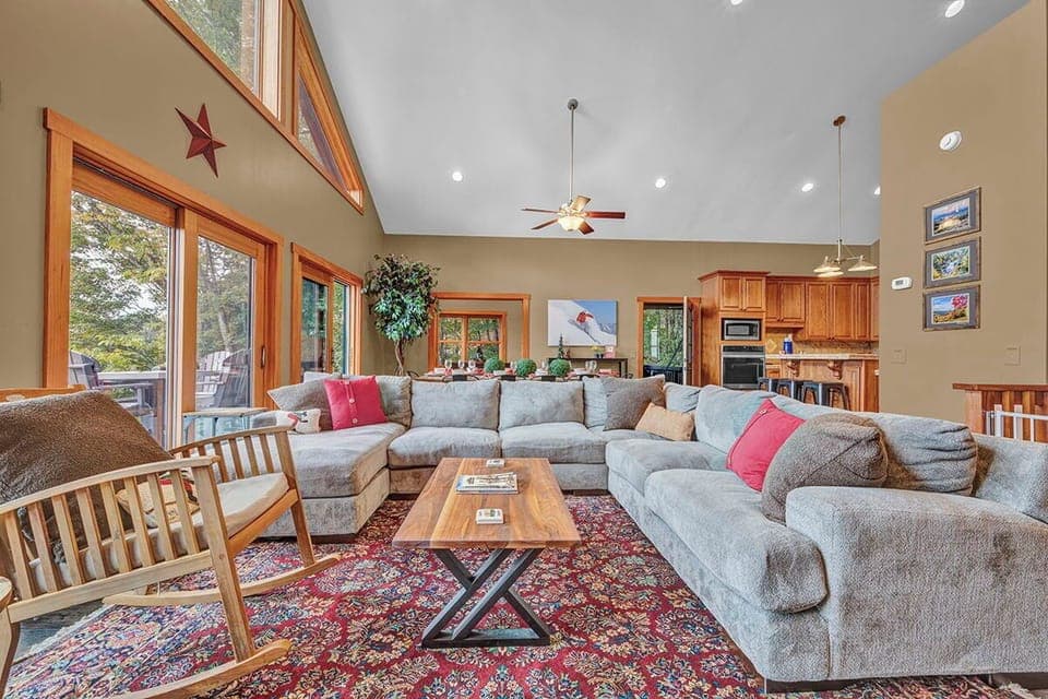 Cozy Living Room, 86-In Smart TV, Views everywhere!