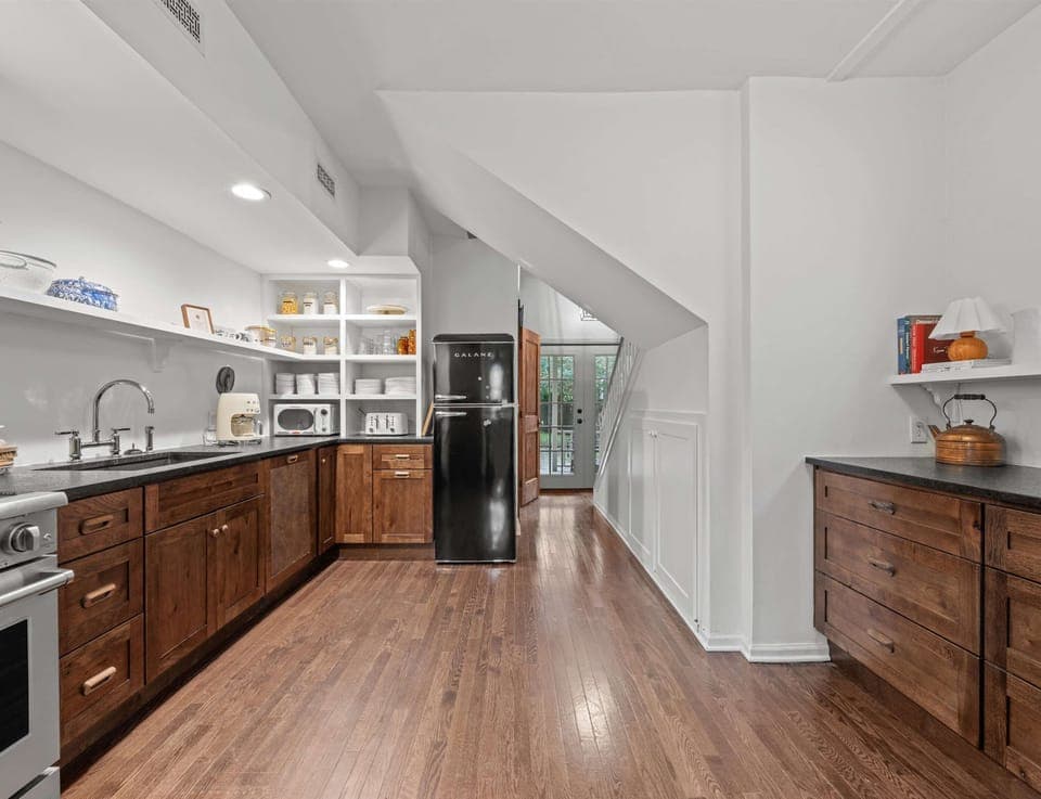 House, Multiple Beds, Patio, Garden View (The Franklin House) | Private kitchen