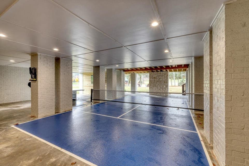 Sport court