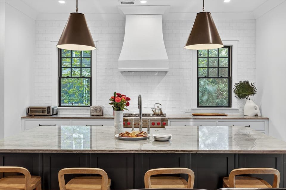 Gourmet kitchen to cook a delicious meal
