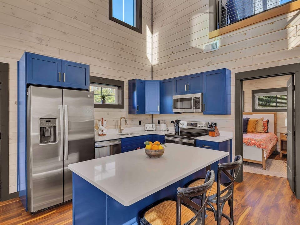ful kitchen