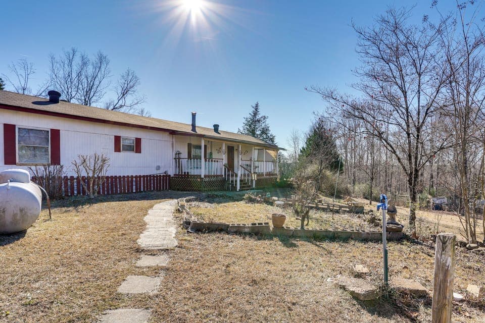 House (3 Bedrooms) | Front of property
