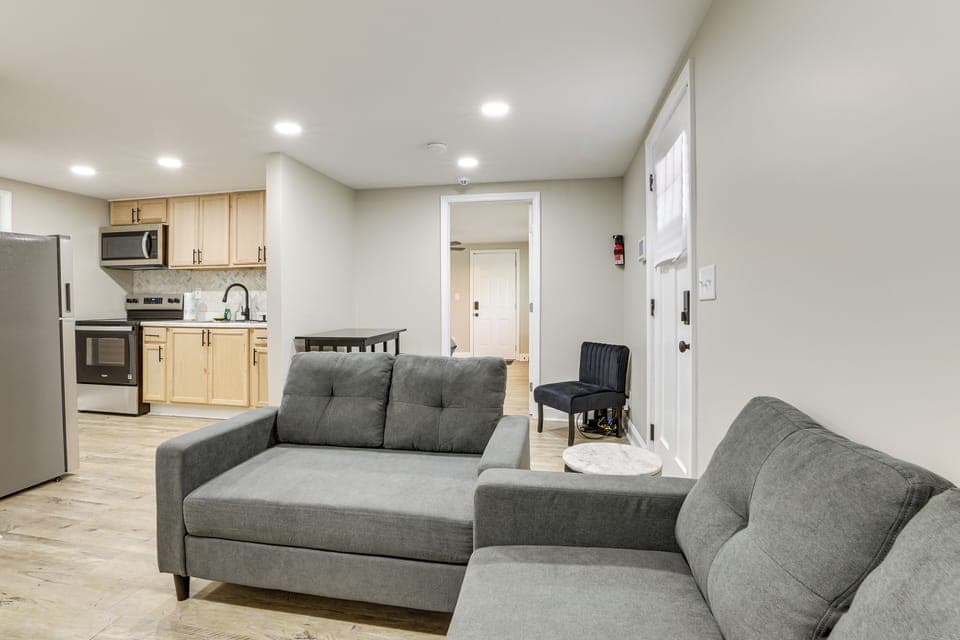 House (2 Bedrooms) | Interior