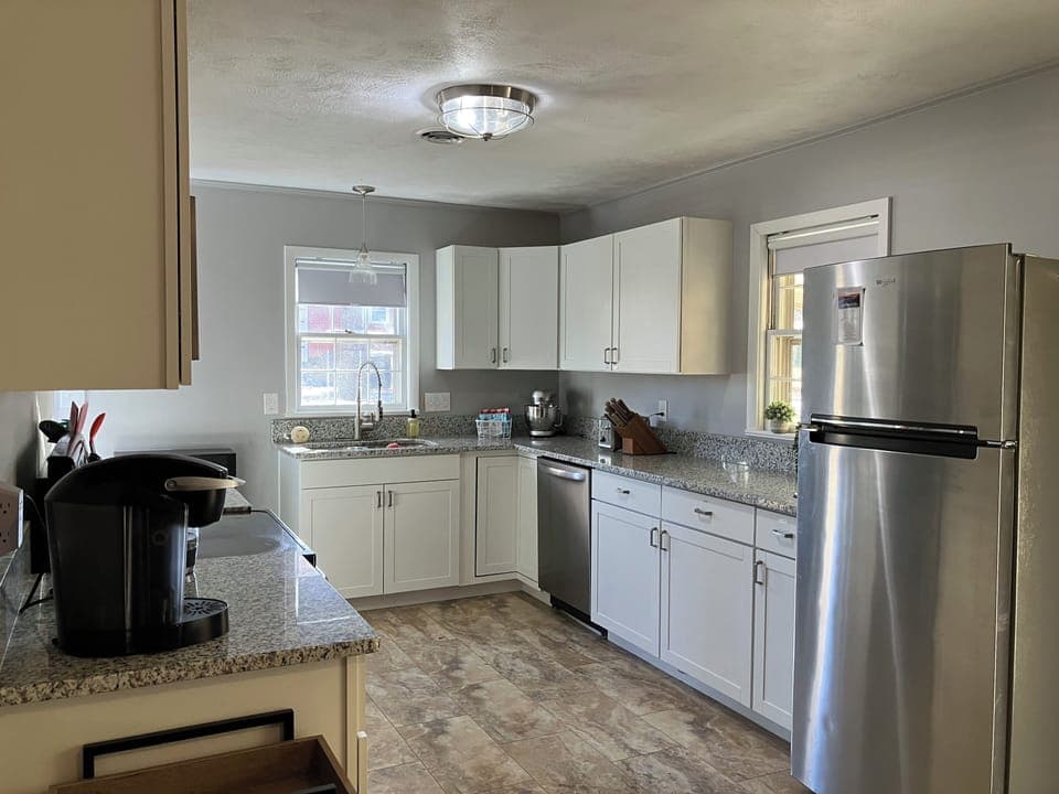 Full Kitchen