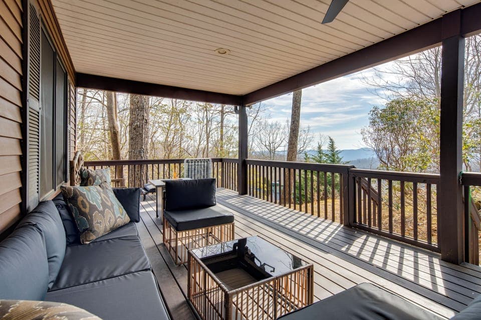 House (2 Bedrooms) | Front of property