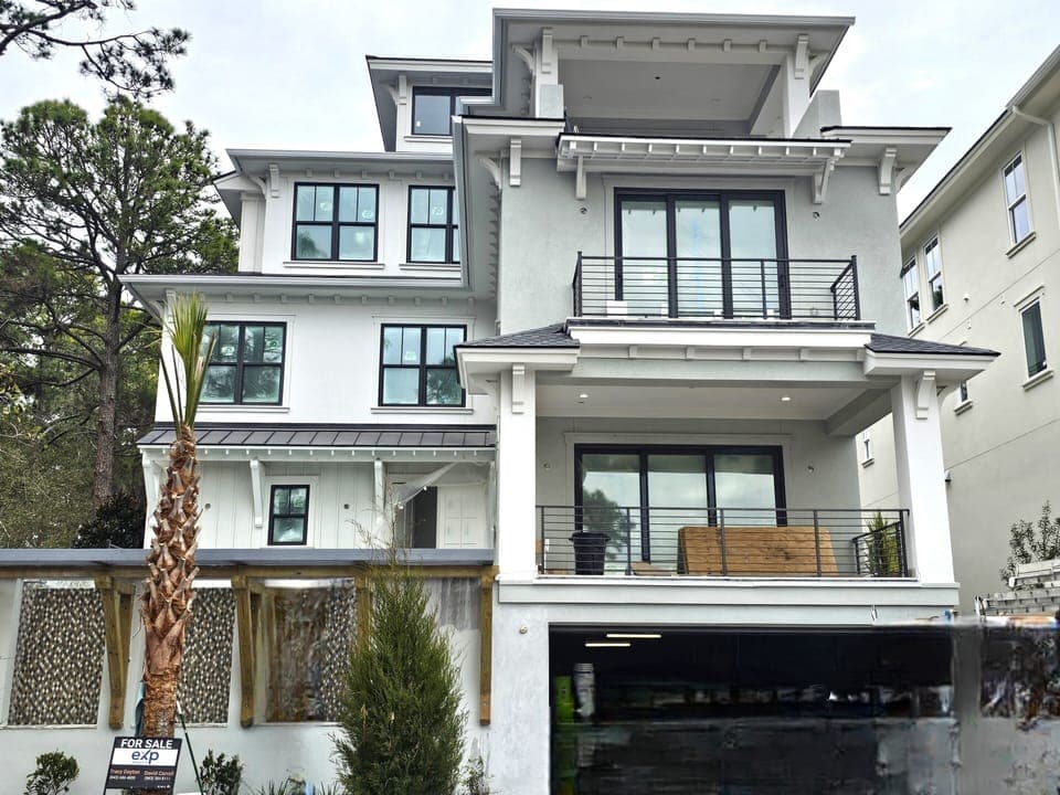 13 Bradley Circle