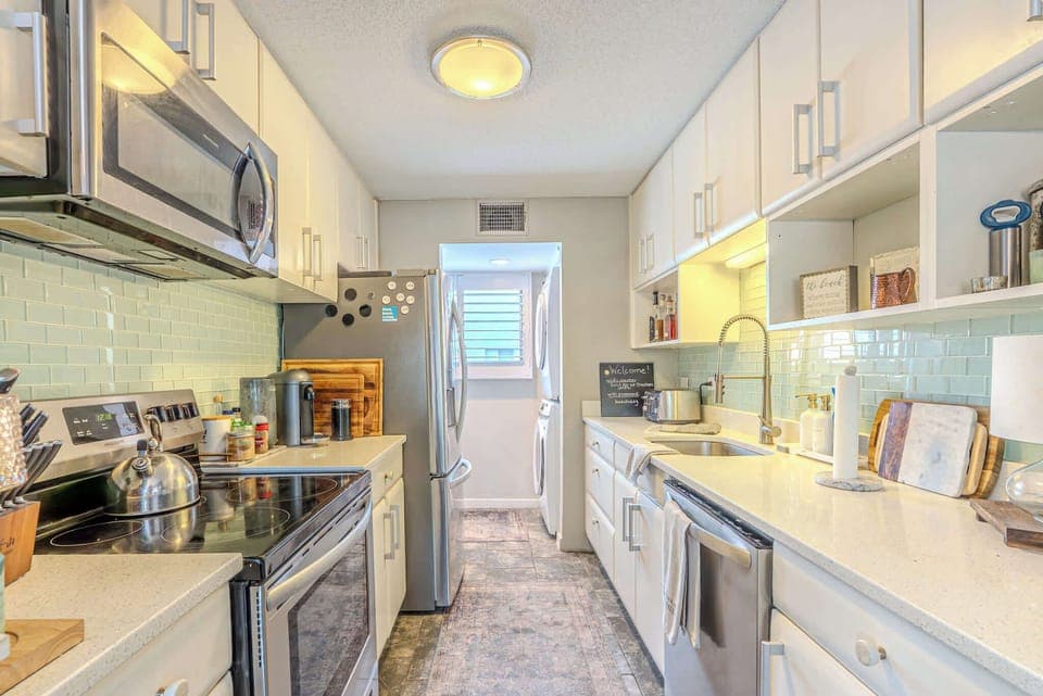 Fully equipped kitchen ready for cooking!