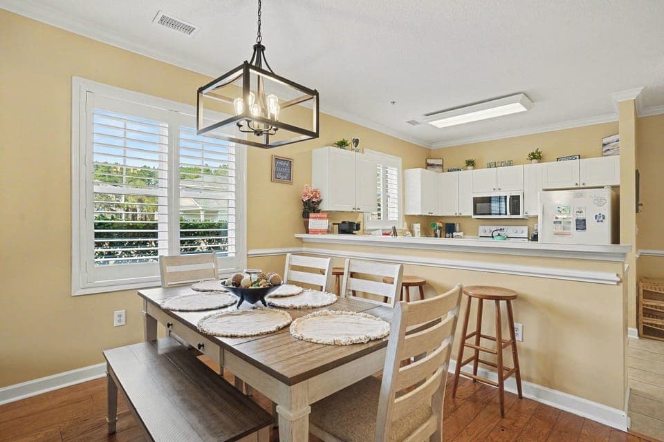 Dining Area View