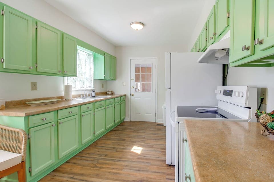 House (3 Bedrooms) | Interior
