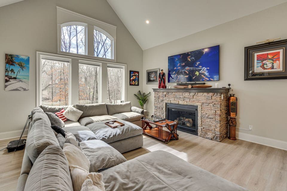 Clover Vacation Rental | 5BR | 5.5BA | 5,000 Sq Ft