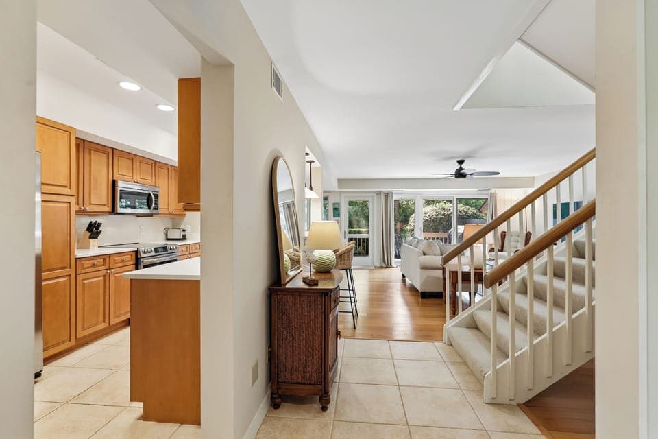 Foyer at 1406 South Beach Villa