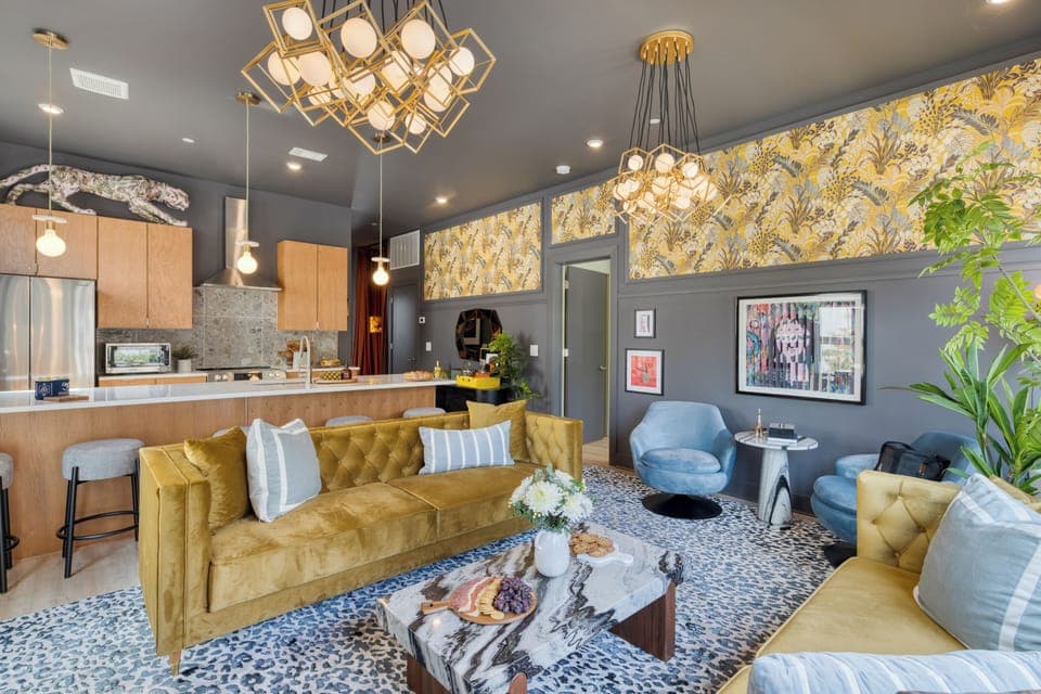Unit 101: Seamless flow of the living and kitchen area.