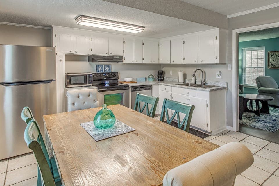 Dining Area & Kitchen | 1st Floor