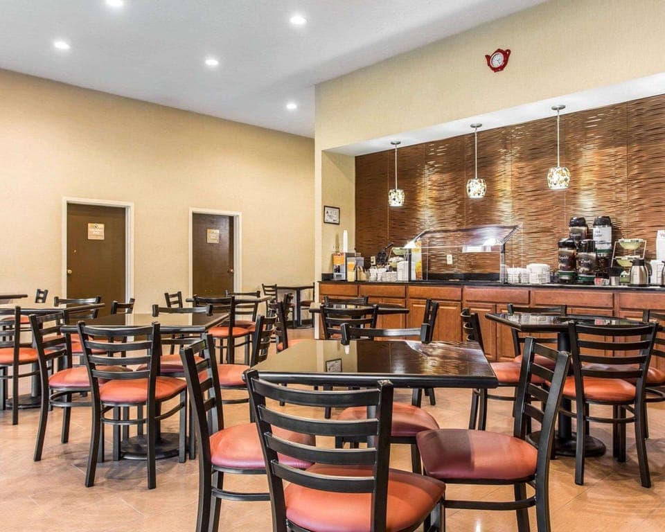 Free daily full breakfast