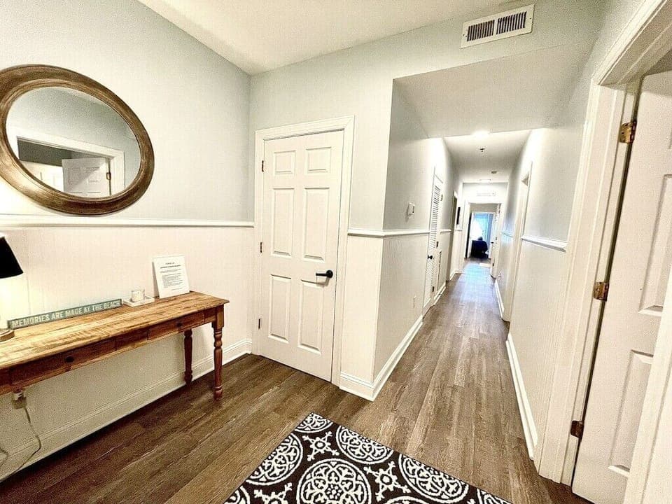 Entry Way Oceanview, 102 Isle of Palms, SC | IOP Escapes