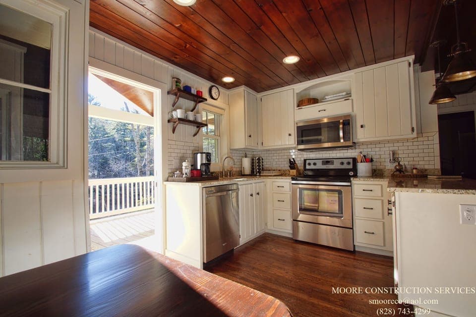 Natural light flowing everywhere. 