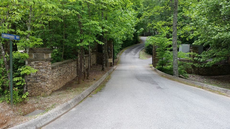 Timberwinds Resort entrance