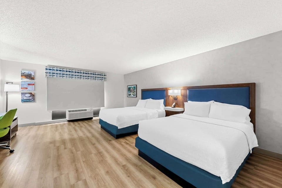 Deluxe Room, 2 Queen Beds | Premium bedding, down comforters, pillowtop beds, in-room safe