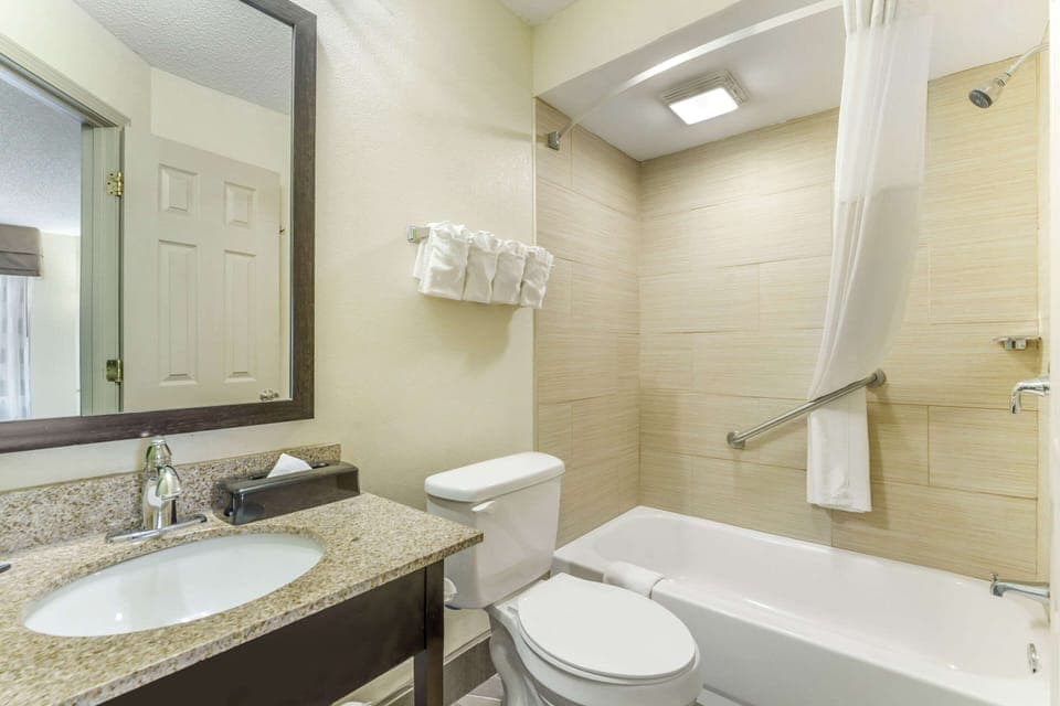 Standard Room, 2 Double Beds, Non Smoking | Bathroom | Free toiletries, hair dryer, towels, soap