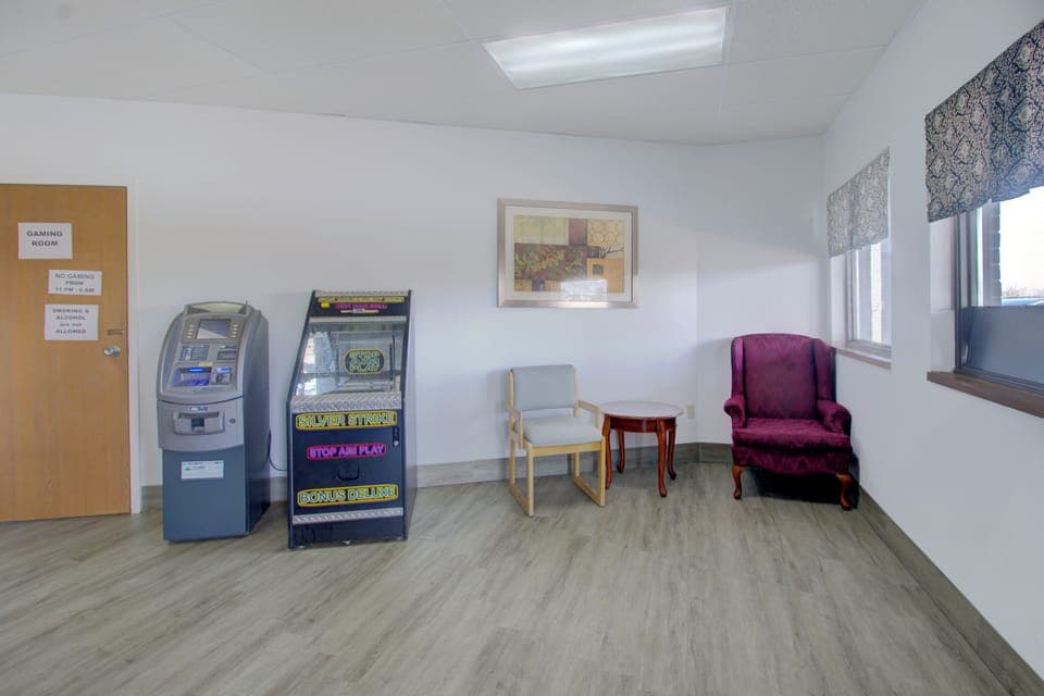 ATM/banking on site