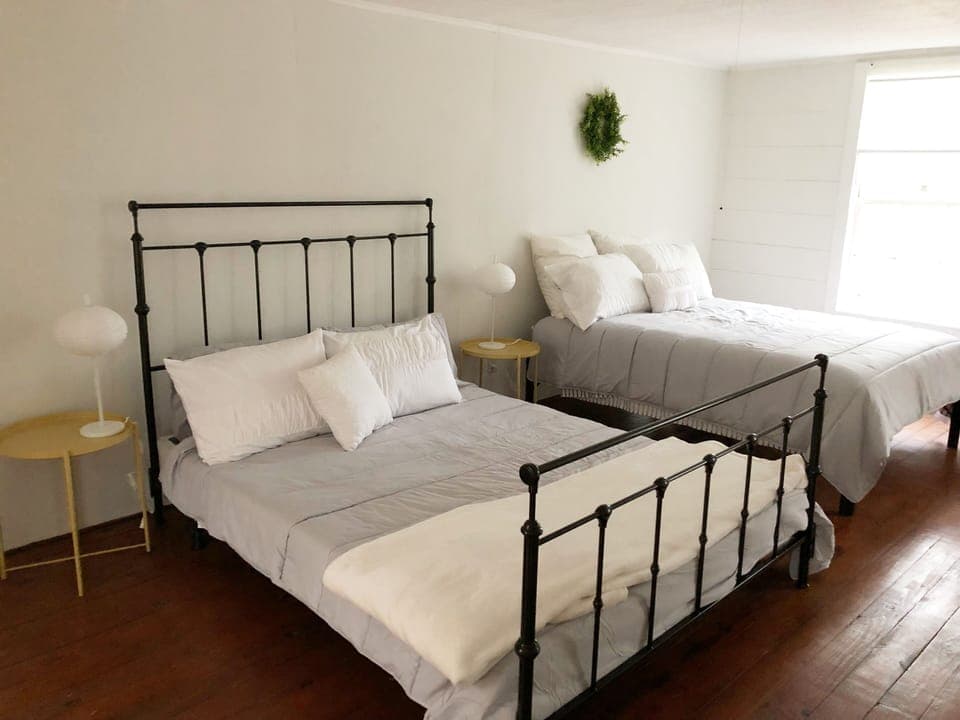 Queen bed