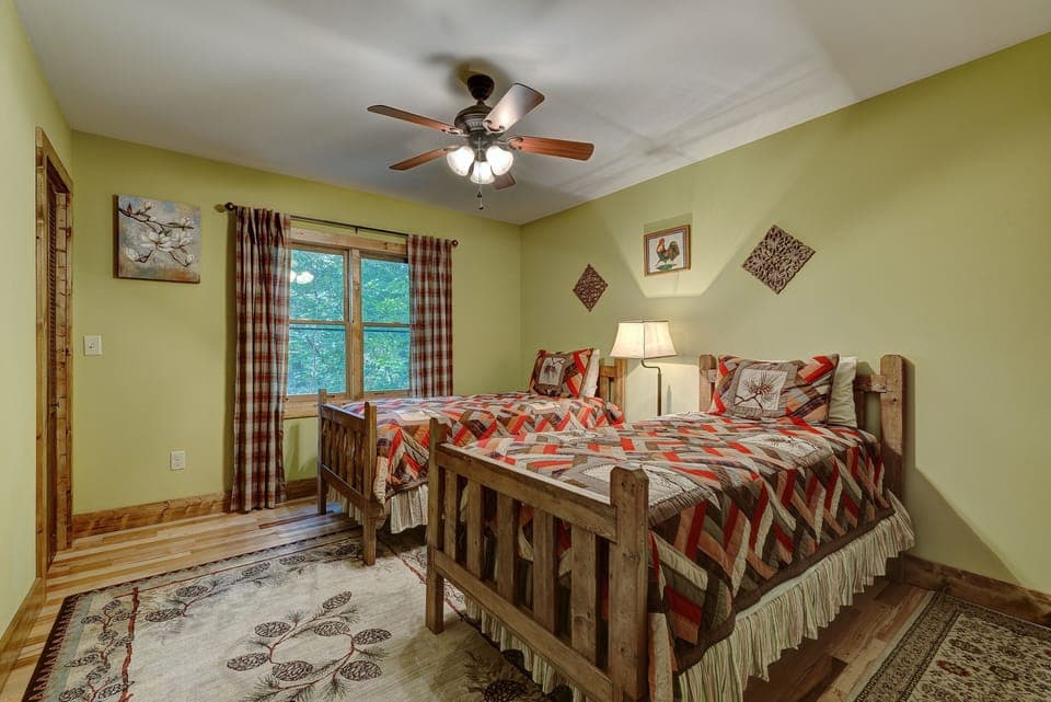 Guest bedroom 2