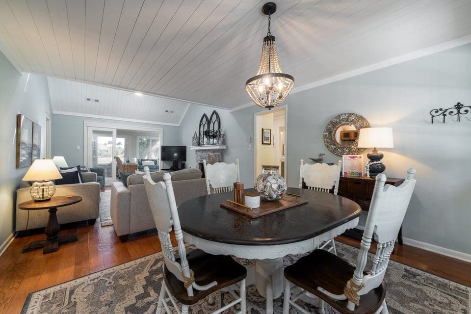Enter this beautiful cottage