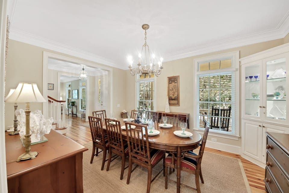 Formal Dining