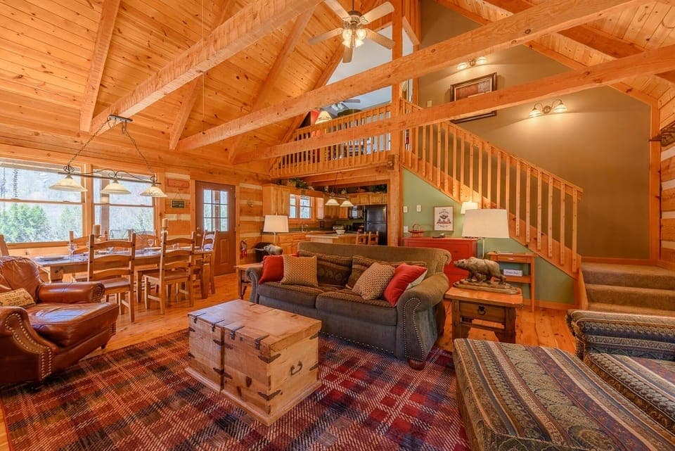 Comfy Furniture in Great Room including Sleeper Sofa