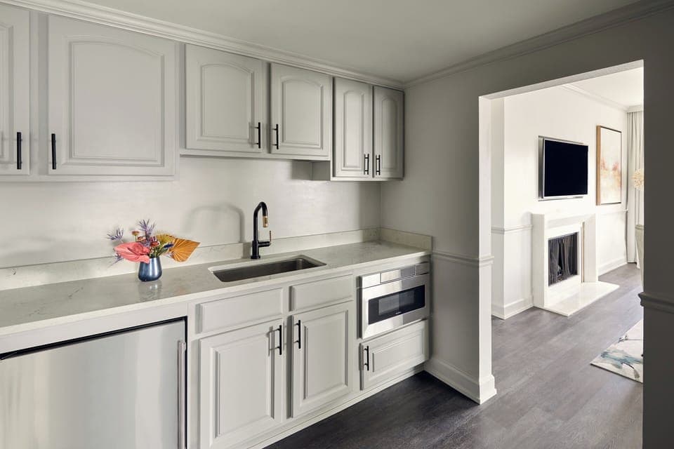 Belle Suite | 1 bedroom, premium bedding, down comforters, pillowtop beds