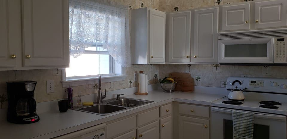 Kitchen 2.