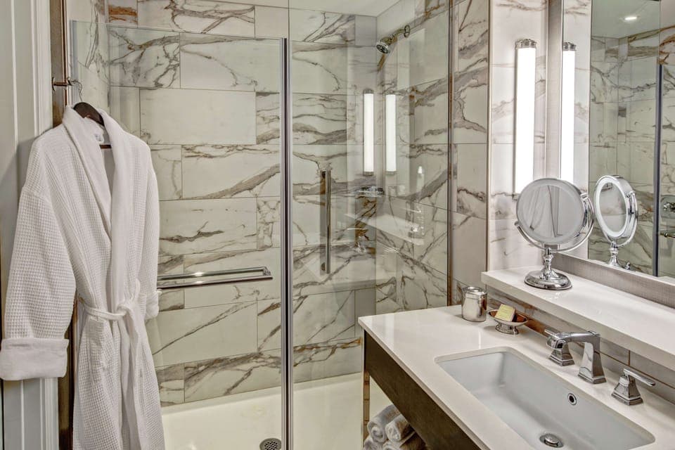 Bathroom shower