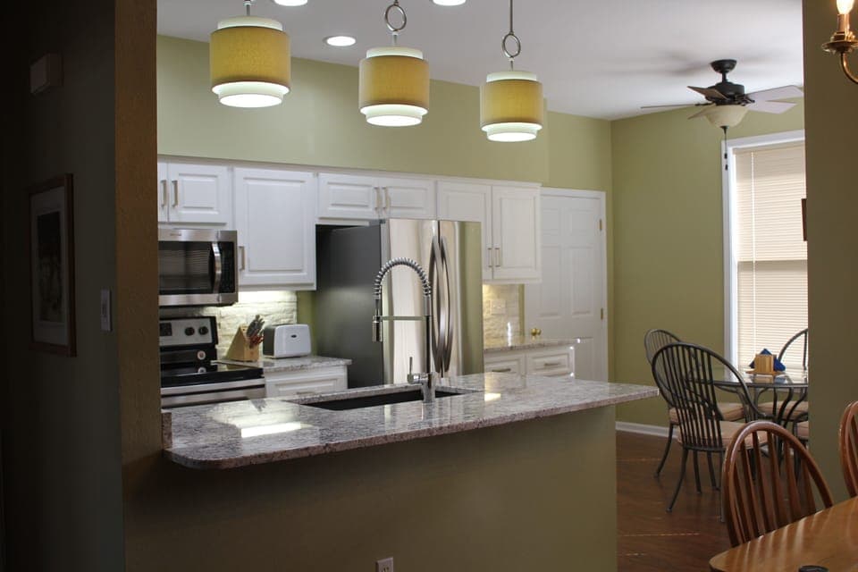 Full Kitchen