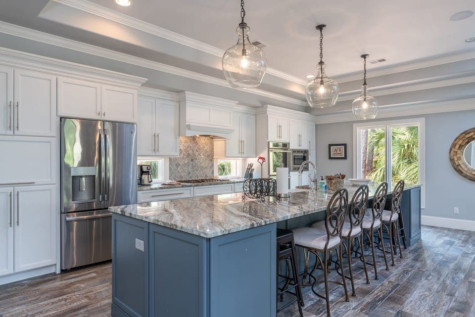 Kitchen with 15 ft island 