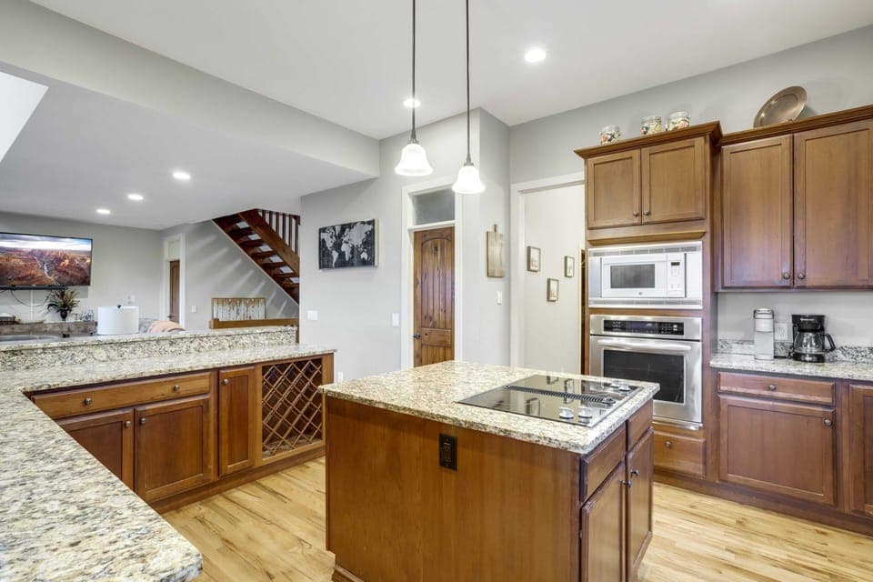 Granite Center Island with Cooktop