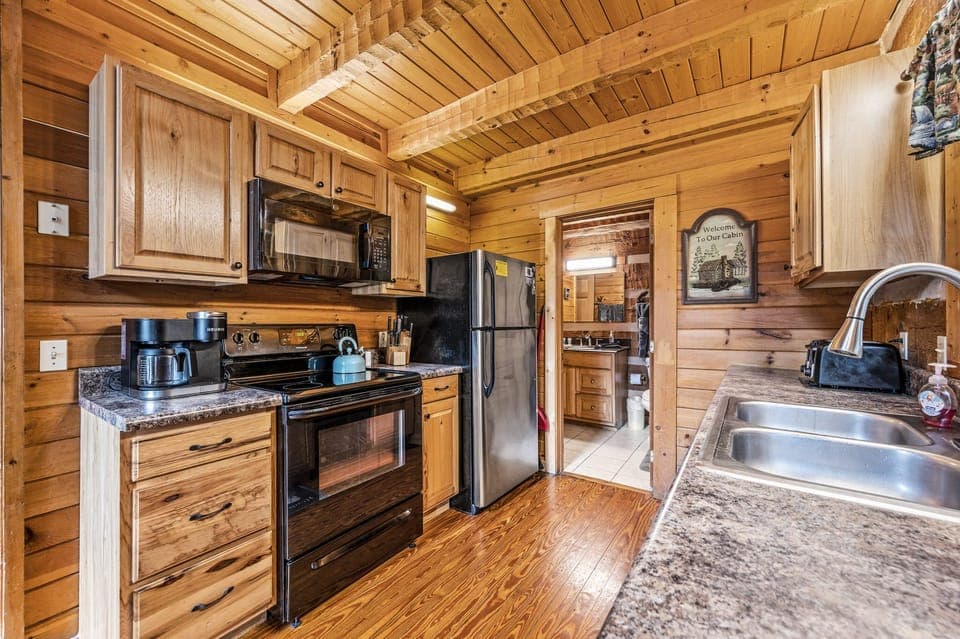 Kitchen Main Level
