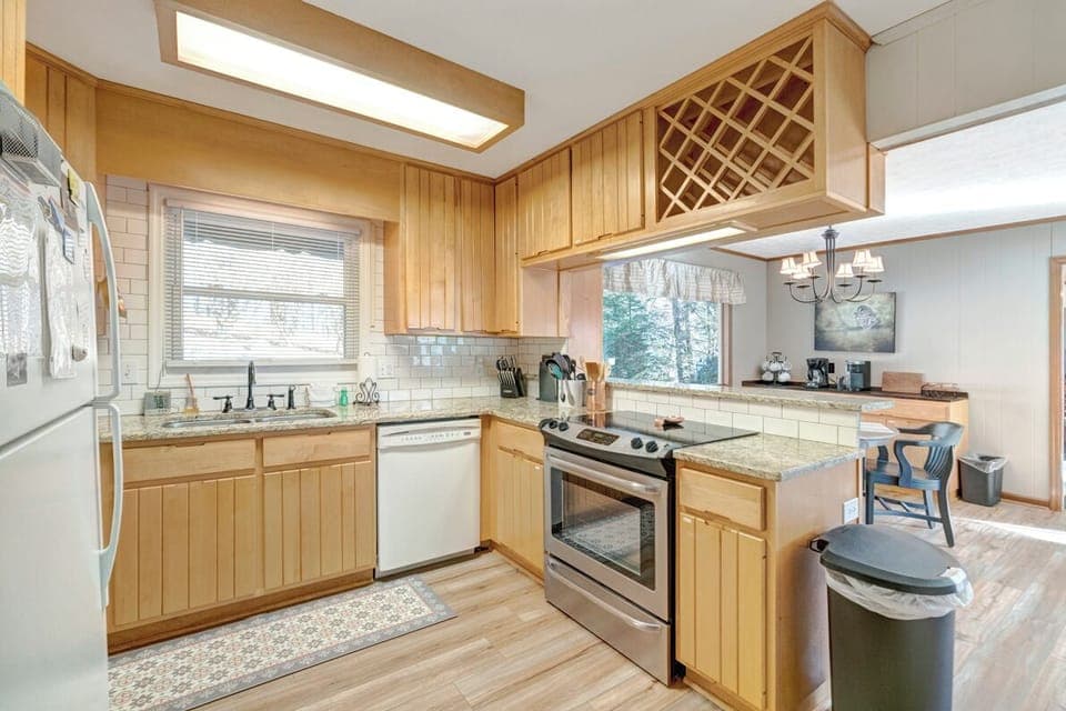 Kitchen--- Granite Counter-tops, Open