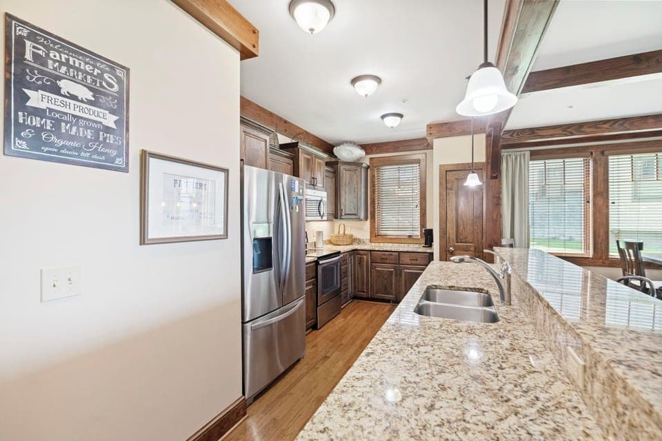 Kitchen--- Granite Counter-tops, Stainless Steel