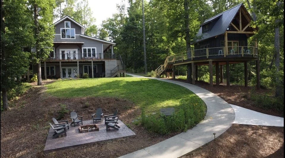 Keowee Family Retreat