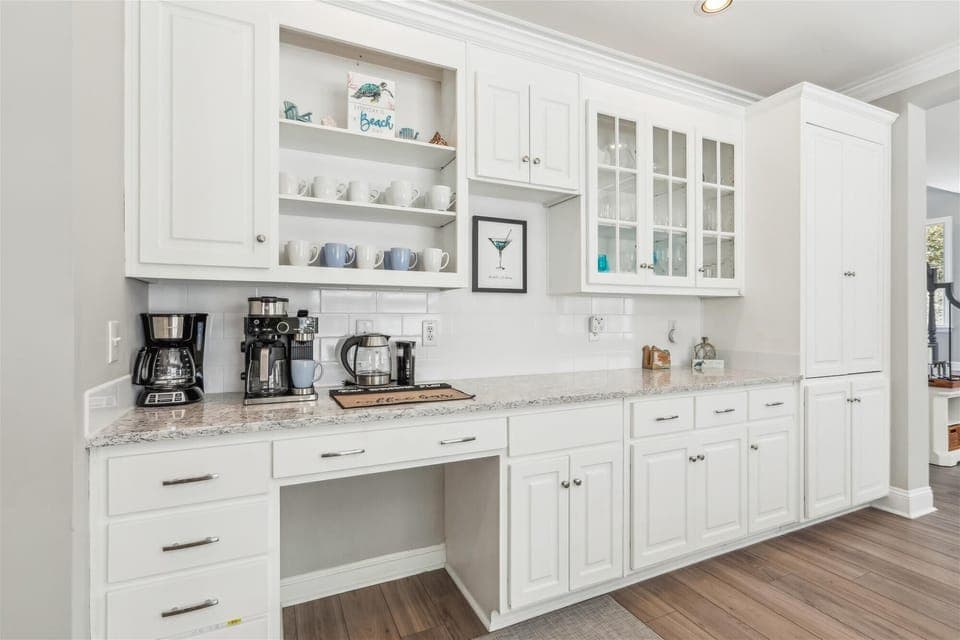 Coffee Bar at 3 Laurel Lane