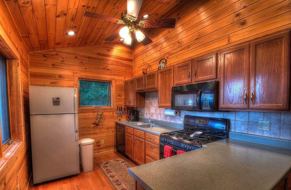 Pinewood  Kitchen