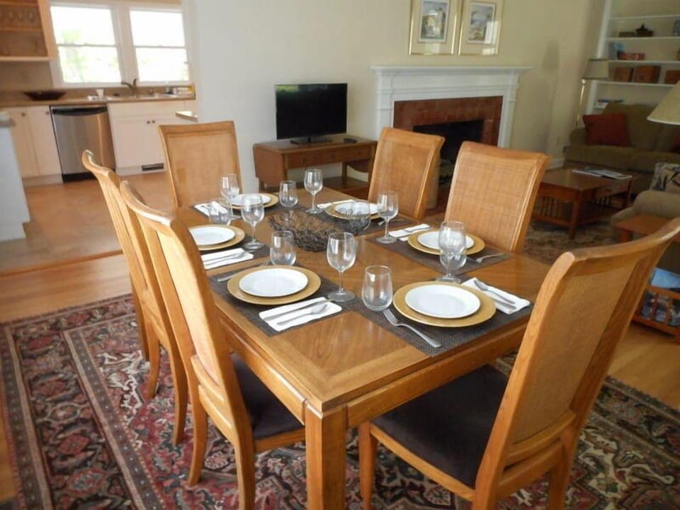 Open dining area with lots of windows and light