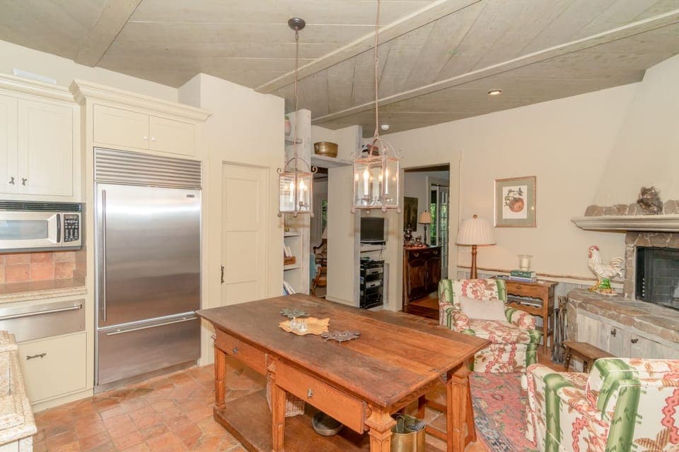 Kitchen, Main Level