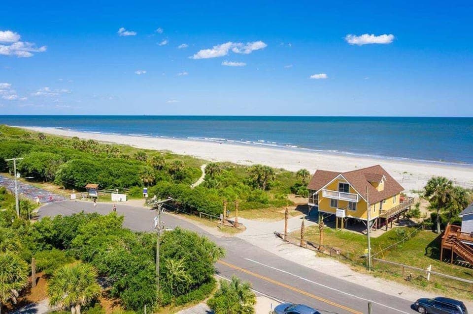 Best Spot on Folly Beach!