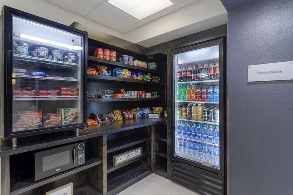Snack bar