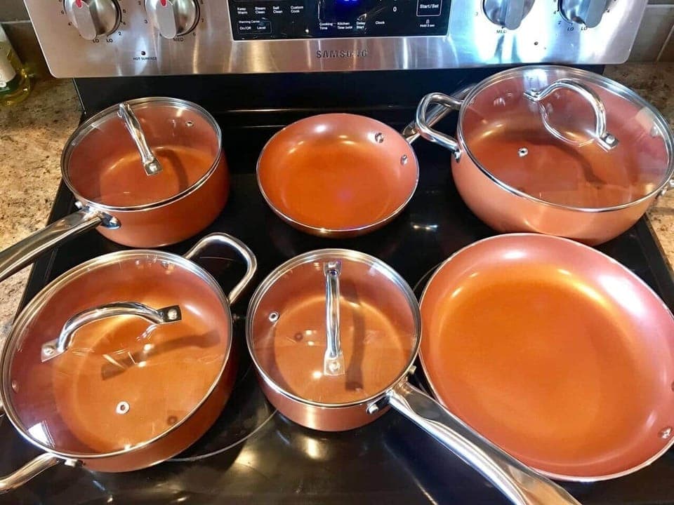 Kitchen pots