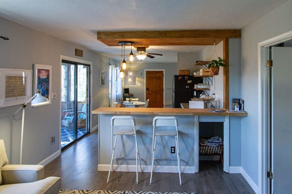 bar seating 